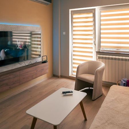 Riverside Retreat Skopje Eksteriør billede